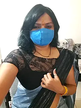 Snapshot of khushikhushi chatting on 09/29/25, 09:03 khushikhushi online show from 09/29/25, 09:03