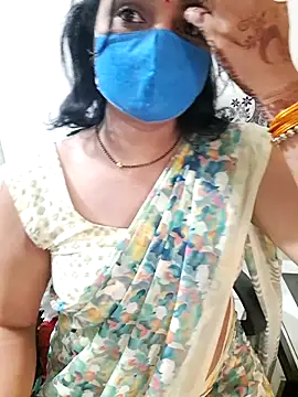 Snapshot of khushikhushi chatting on 10/12/25, 10:36 khushikhushi online show from 10/12/25, 10:36