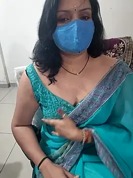 Snapshot of khushikhushi chatting on 10/31/25, 06:47 khushikhushi online show from 10/31/25, 06:47