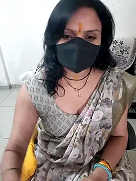 Snapshot of khushikhushi chatting on 04/02/26, 07:50 khushikhushi online show from 04/02/26, 07:50