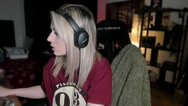 Lisaonthemoon online show from 01/08/25, 11:09