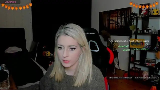 Lisaonthemoon online show from 11/22/25, 07:24