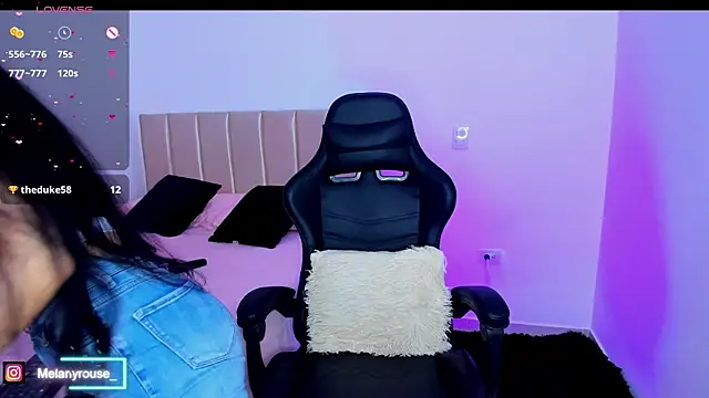 melanyrouse1 online show from 02/10/25, 11:34