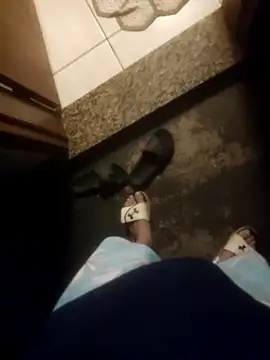 Snapshot of dredre1069 chatting on 02/25/26, 03:27 dredre1069 online show from 02/25/26, 03:27