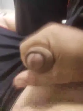 Snapshot of dredre1069 chatting on 03/10/26, 02:05 dredre1069 online show from 03/10/26, 02:05