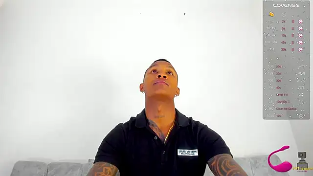 Snapshot of esteveen_ortegas_ chatting on 02/21/25, 07:01 esteveen ortegas online show from 02/21/25, 07:01