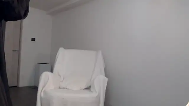 Lily 0000 online show from 01/13/25, 12:13