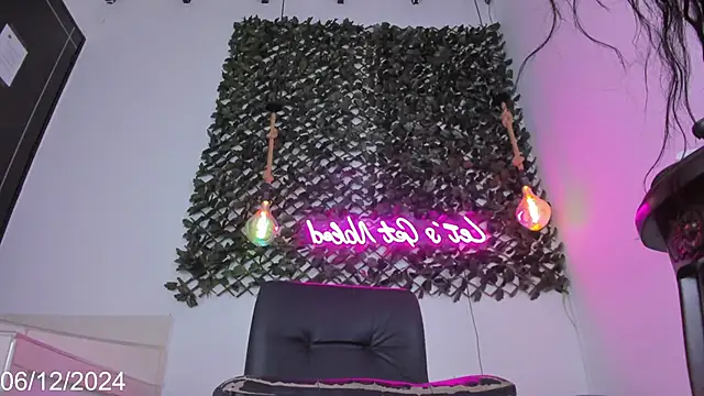 Snapshot of Brianna_Stars chatting on 12/07/24, 08:27 Brianna Stars online show from 12/07/24, 08:27