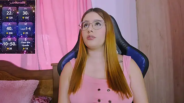 Snapshot of ParisShayk chatting on 02/25/25, 05:58 ParisShayk online show from 02/25/25, 05:58