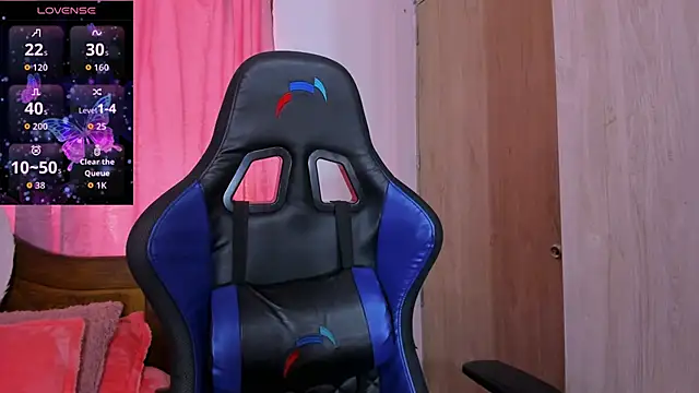 Snapshot of ParisShayk chatting on 10/31/25, 06:09 ParisShayk online show from 10/31/25, 06:09