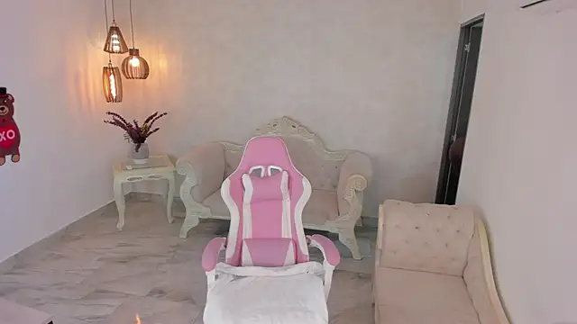 shantallknowless online show from 02/27/25, 01:38