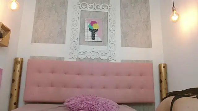 Cloeandtyfanny online show from 03/10/25, 03:23