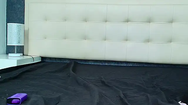 Snapshot of Cloeandtyfanny chatting on 01/09/26, 07:48 Cloeandtyfanny online show from 01/09/26, 07:48