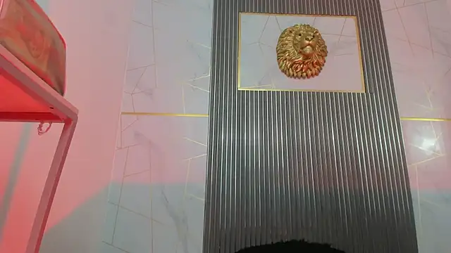 Snapshot of Cloeandtyfanny chatting on 03/14/26, 07:41 Cloeandtyfanny online show from 03/14/26, 07:41