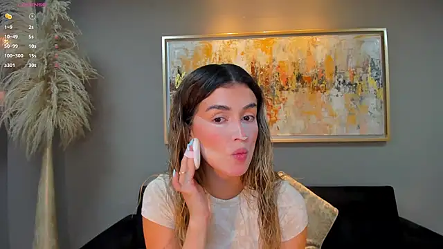 Snapshot of PaulinaSantos_ chatting on 03/16/25, 05:39 PaulinaSantos  online show from 03/16/25, 05:39