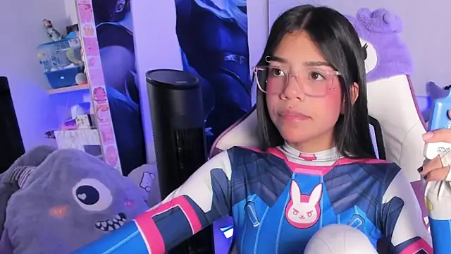 cutestephuwu online show from 03/20/25, 12:40