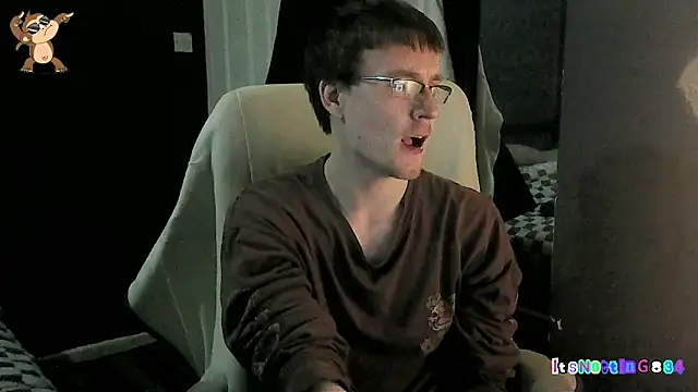 Snapshot of Itsnotting834 chatting on 03/22/25, 09:42 Itsnotting834 online show from 03/22/25, 09:42