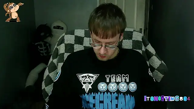 Snapshot of Itsnotting834 chatting on 12/05/25, 08:27 Itsnotting834 online show from 12/05/25, 08:27