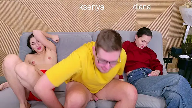 Snapshot of Ksenny chatting on 02/22/26, 04:35 Ksenny online show from 02/22/26, 04:35