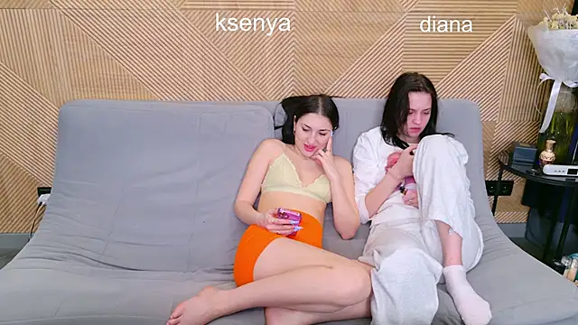 Snapshot of Ksenny chatting on 03/06/26, 04:42 Ksenny online show from 03/06/26, 04:42