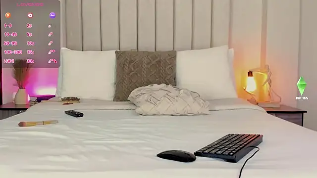 Snapshot of romina-brunette chatting on 10/09/25, 05:33 romina-brunette online show from 10/09/25, 05:33