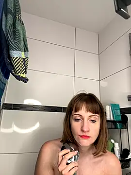 Snapshot of victoirenextdoor chatting on 12/09/24, 02:17 victoirenextdoor online show from 12/09/24, 02:17