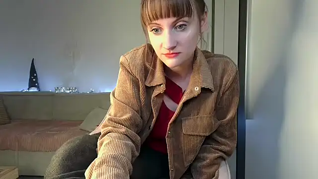 Snapshot of victoirenextdoor chatting on 12/15/24, 05:10 victoirenextdoor online show from 12/15/24, 05:10