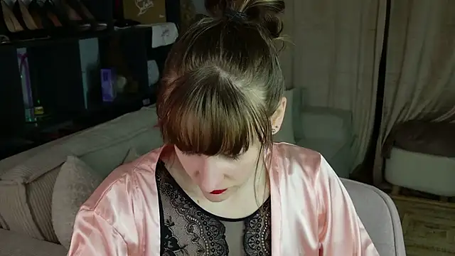 Snapshot of victoirenextdoor chatting on 03/14/26, 11:43 victoirenextdoor online show from 03/14/26, 11:43