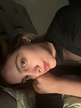 Snapshot of xia_foxxy chatting on 10/08/25, 03:37 xia foxxy online show from 10/08/25, 03:37