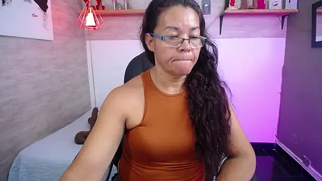 MaturePure online show from 10/08/25, 11:02