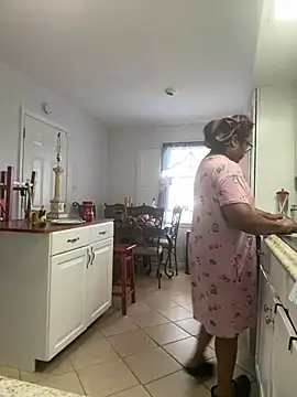 Snapshot of ebonyred chatting on 02/14/26, 02:36 ebonyred online show from 02/14/26, 02:36