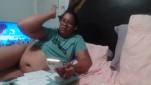 ebonyred online show from 05/09/26, 01:44