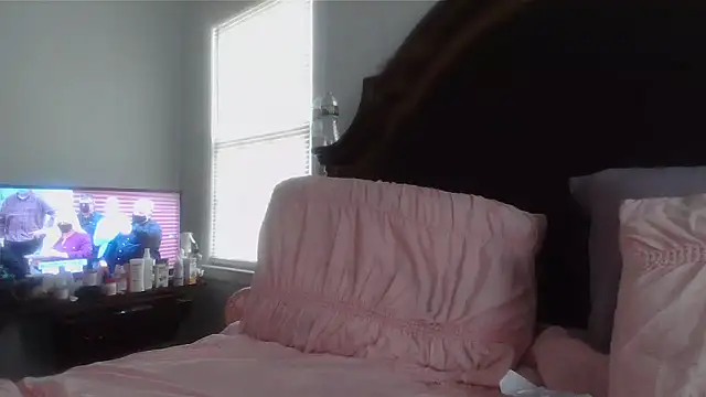 ebonyred online show from 05/09/26, 04:34