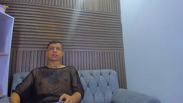 Snapshot of AgarEvans chatting on 01/18/26, 04:38 AgarEvans online show from 01/18/26, 04:38