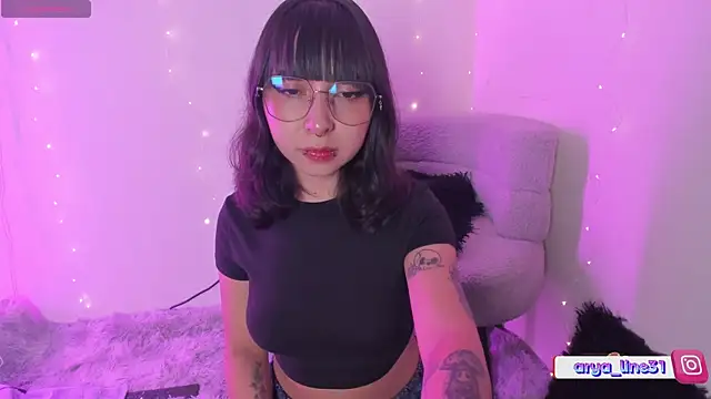arysUwU online show from 05/13/26, 02:31