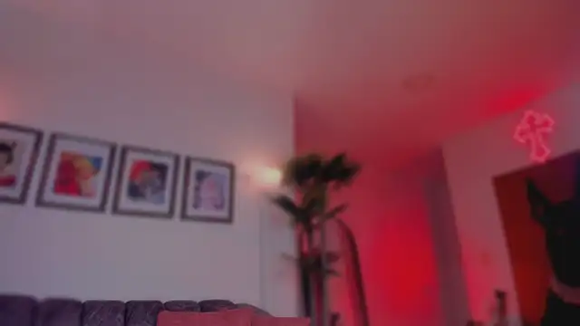 Taylor  foxxx online show from 04/28/26, 05:12