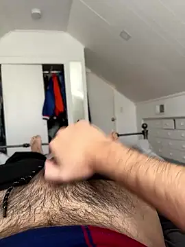 Snapshot of bwcalexander chatting on 01/12/26, 01:49 bwcalexander online show from 01/12/26, 01:49