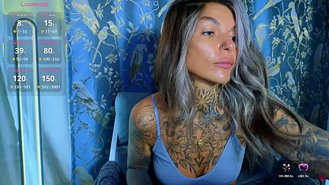 tattooedBabyy online show from 10/30/25, 09:22