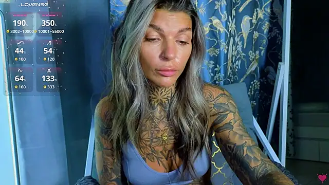 tattooedBabyy online show from 11/02/25, 07:11