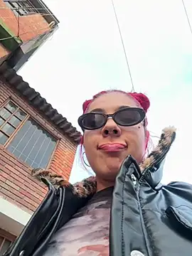 Dalila Thoms online show from 01/21/25, 11:56