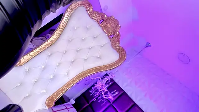 Dalila Thoms online show from 03/17/25, 01:29