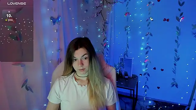 Sweet me  online show from 05/21/26, 05:25