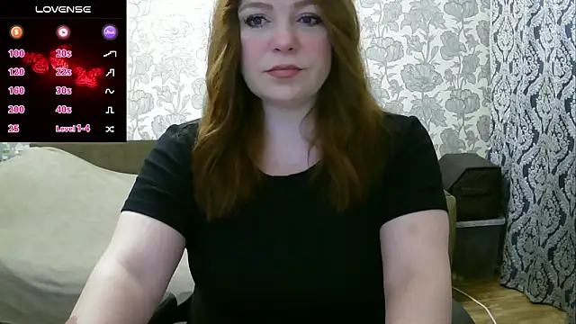 Snapshot of Sabrina_Poison chatting on 02/13/25, 04:22 Sabrina Poison online show from 02/13/25, 04:22