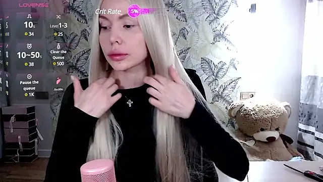 Snapshot of Marmalade_Fox chatting on 02/21/25, 07:45 Marmalade Fox online show from 02/21/25, 07:45