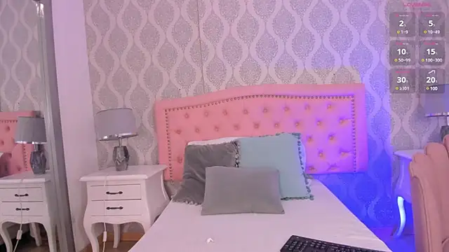 Snapshot of Valerith_Vega_ chatting on 12/23/24, 11:57 Valerith Vega  online show from 12/23/24, 11:57