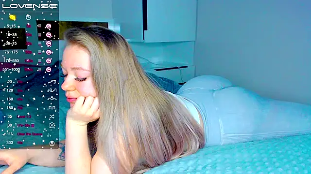 kitti kaattt online show from 02/01/25, 04:03