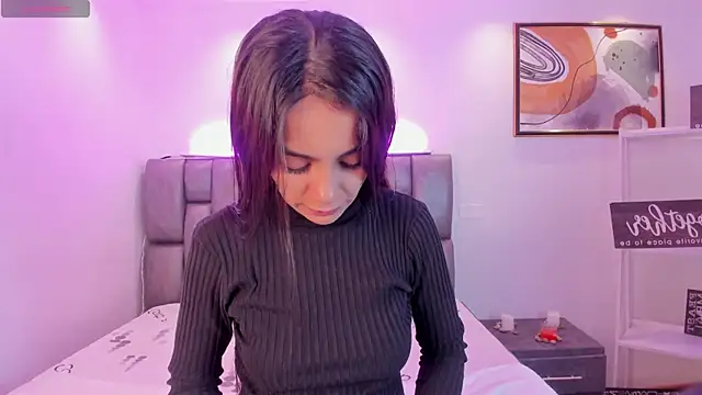 Snapshot of martina_mancini chatting on 03/05/25, 12:22 martina mancini online show from 03/05/25, 12:22