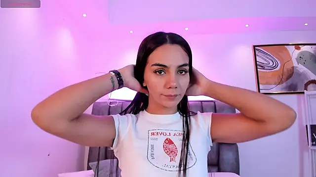 Snapshot of martina_mancini chatting on 11/03/25, 11:33 martina mancini online show from 11/03/25, 11:33