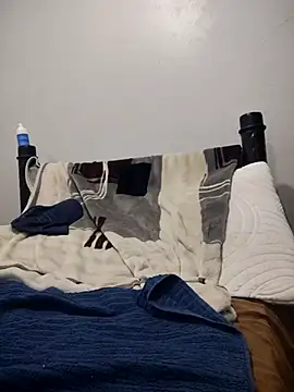 Snapshot of Potro23hotzen chatting on 02/27/26, 05:24 Potro23hotzen online show from 02/27/26, 05:24