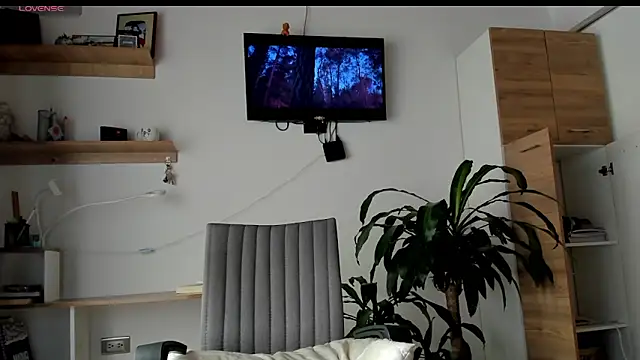 manucute 23  online show from 06/15/26, 03:25